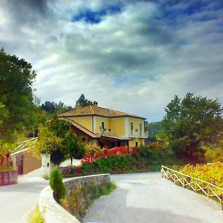 Agriturismo Donna Bianca Mormanno Eksteriør billede